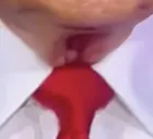 Trump Neck Bussy